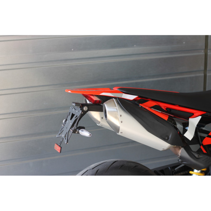 MG Biketec Mazais numura kronšteins Ducati Hyperstrada 821 2013-2015