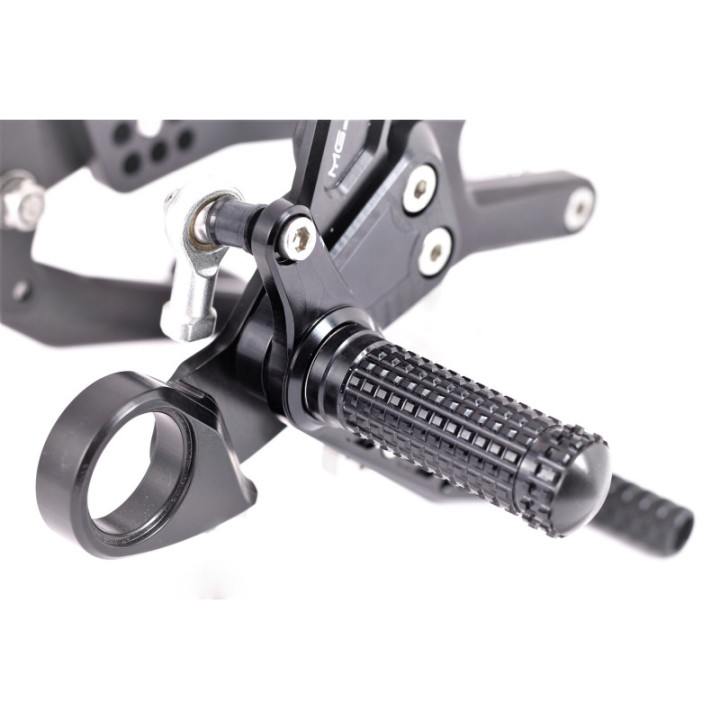 MG Biketec Rearsets BMW HP4 1000 2013-2014