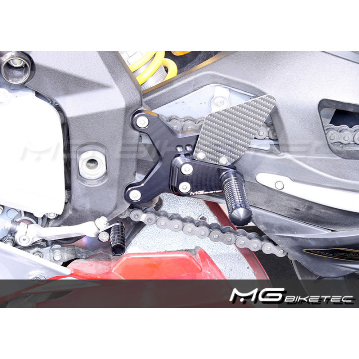 MG Biketec Rearsets MV Agusta F4 1000 2008-2010