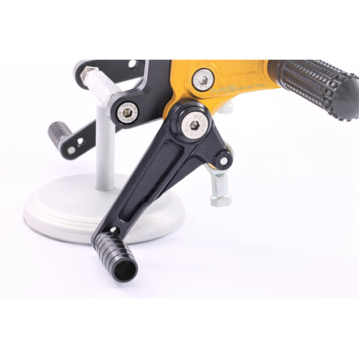 MG Biketec Rearsets Aprilia RSV4 1000 2017-2020