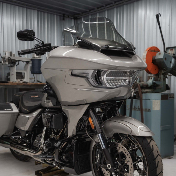 Flare Vējstikls 12 Pro Touring Tumši tonēts FLTR 2024-2026